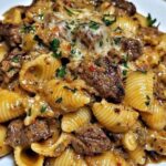 Creamy Paprika Steak Shells