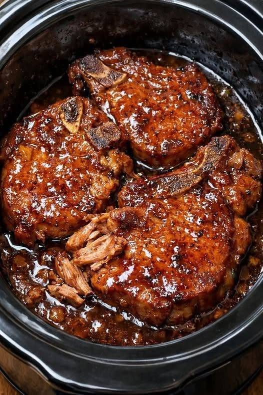 Slow Cooker Glazed Pork Chops