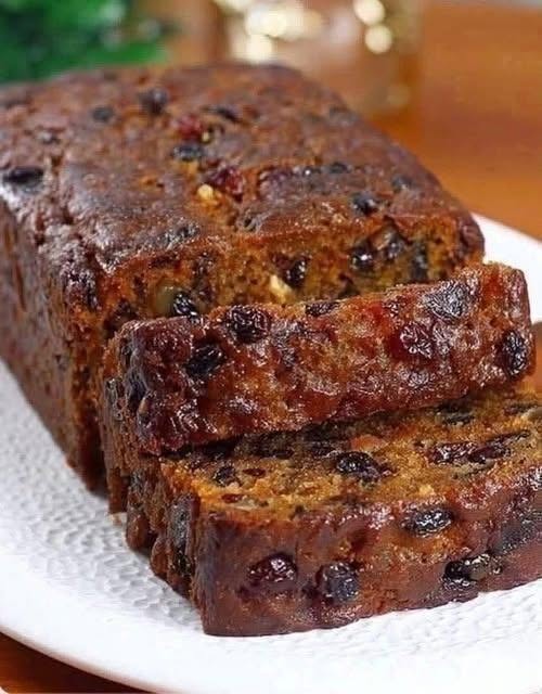Classic Spiced Fruit Cake Loaf
