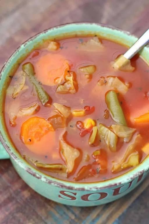 Instant Pot Low-Calorie Vegetable & Chicken Soup