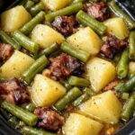 Easy 4-Ingredient Slow Cooker Green Beans